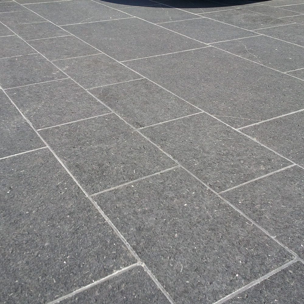 Hardscape Natural Stone Curbing Granite Paving Coldspring